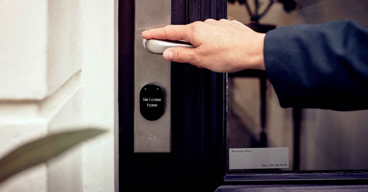 locksmith unlocking front door — Fort Lauderdale Locksmiths Pro