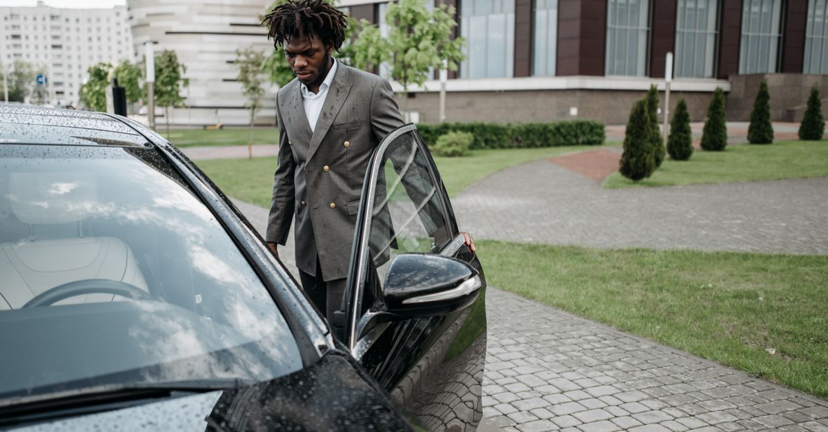How Our Car Lockout Service Works — From Your Call to Your Open Door — Fort Lauderdale Locksmiths Pro