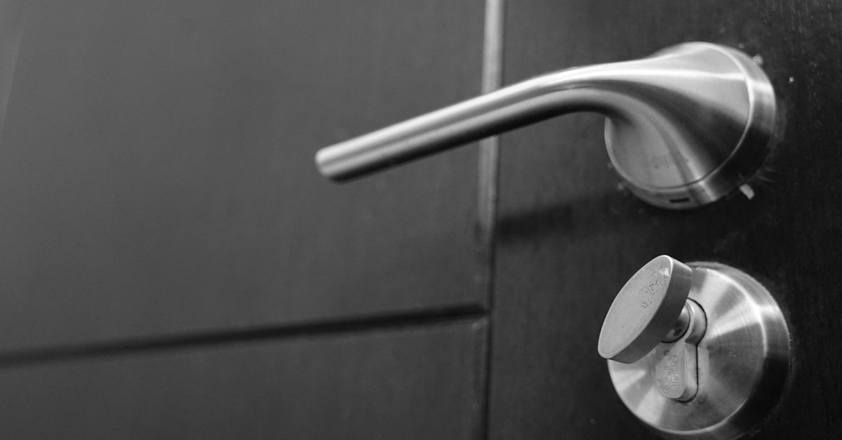 Door Knob Lock Upgrades: Keypad, Smart Lock, and High-Security Options — Fort Lauderdale Locksmiths Pro
